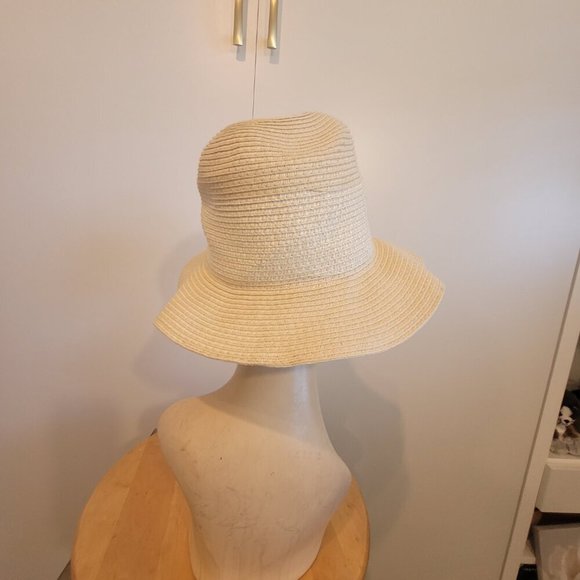 Bossa Nossa Sun Hat - Picture 4 of 9